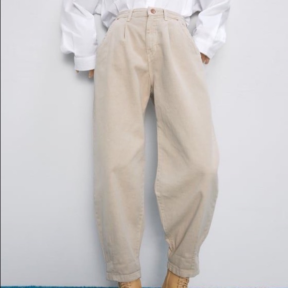 Zara Pants - Zara Ecru High Waisted Slouchy Pants